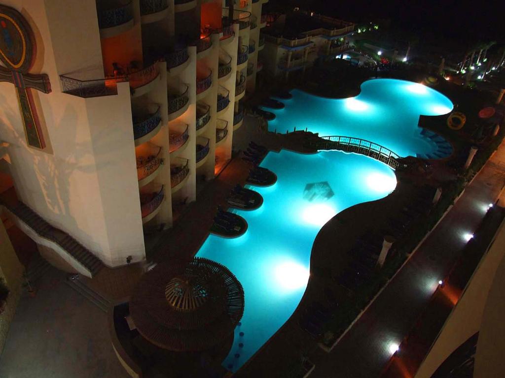 ارخص سعر لحجز منتجع سفنكس اكوا بارك بيتش ريزورت الغردقة - حجز فنادق ومنتجعات الغردقة 2022 | Sphinx Resort Hurghada